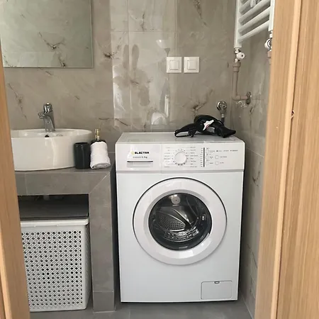 Petropoulos * Kavála